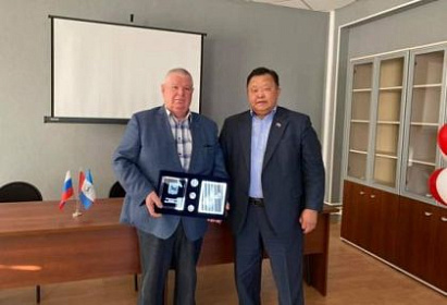 Кузьма Алдаров: Работа дилерского центра Ростсельмаша откроет новые возможности перед аграриями Иркутской области